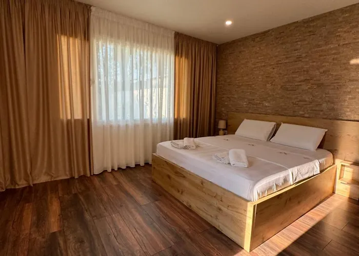 Lazaj Tatil parkı Avlonya