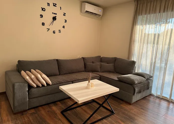 Lazaj Tatil parkı Avlonya