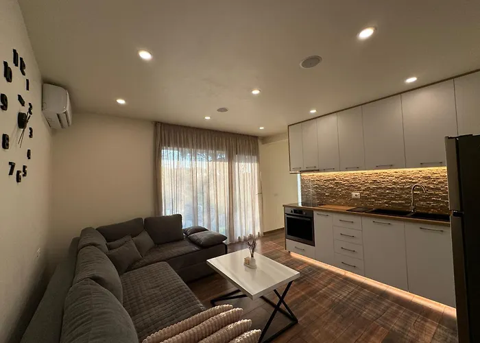 Tatil parkı Lazaj *